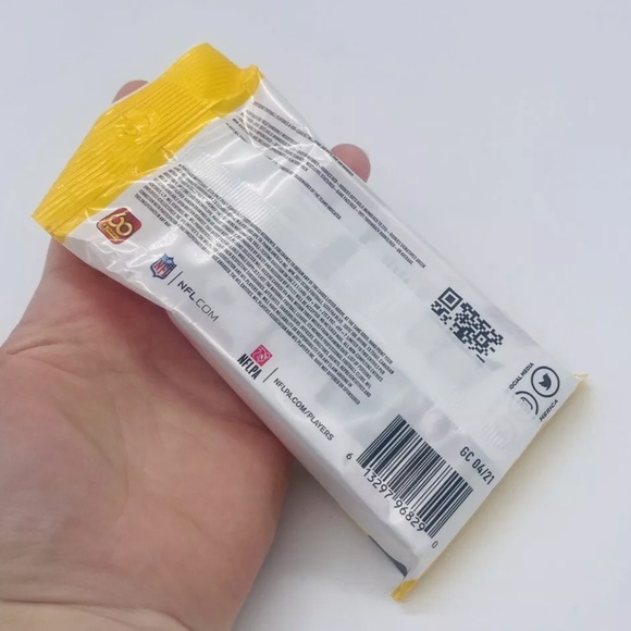 2021 Panini Score NFL Football 40 Card Value Pack - Picture 3 of 7